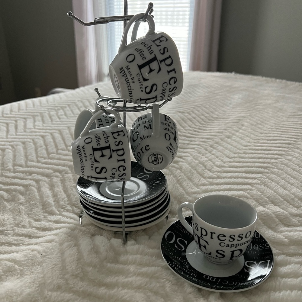 Espresso Set (Cups & Plates)